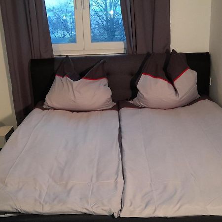 Berlin - Schoenefeld Gruene Wohnung Экстерьер фото