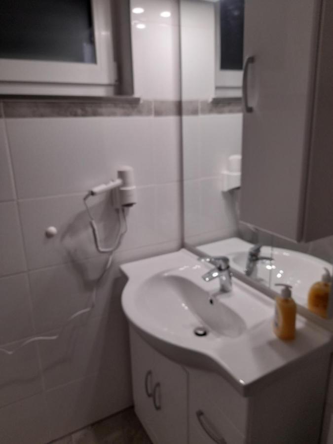 Berlin - Schoenefeld Gruene Wohnung Экстерьер фото